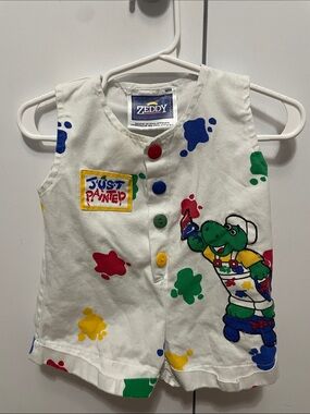 White 'Just Painted' Kids Painter Vest with Multicolor Paint Splatters - VINTAGE
